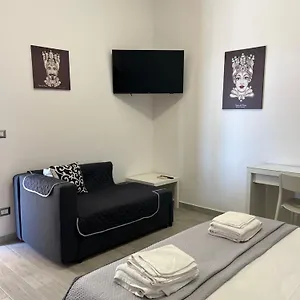 Casa Elena , Capo dʼOrlando Italia